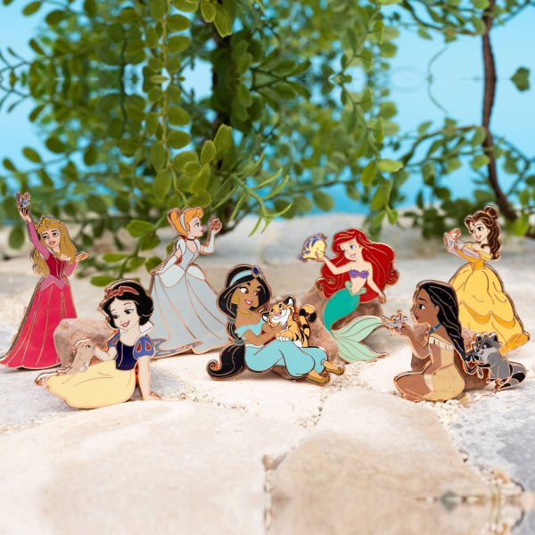 Disney Princess and Sidekicks Series Belle and Chip 2.25  Special Edition 1000 Pin - NEW RELEASE Sale - Image 5